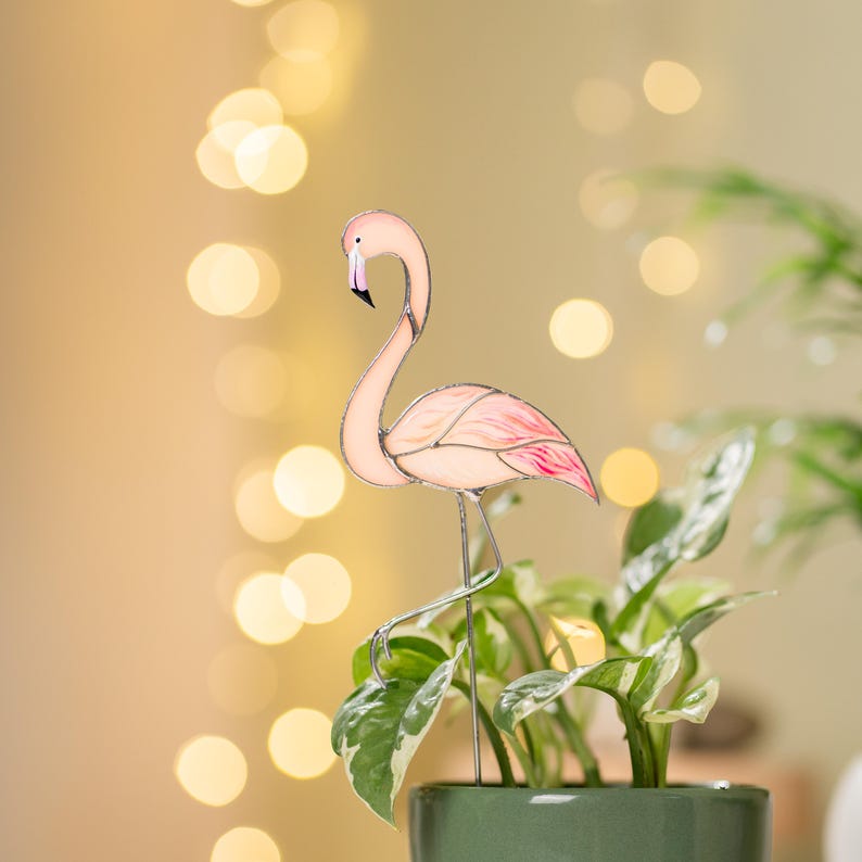Estacas de plantas em vitral com flamingo rosa, decoração romântica para jardim, presente para ela.