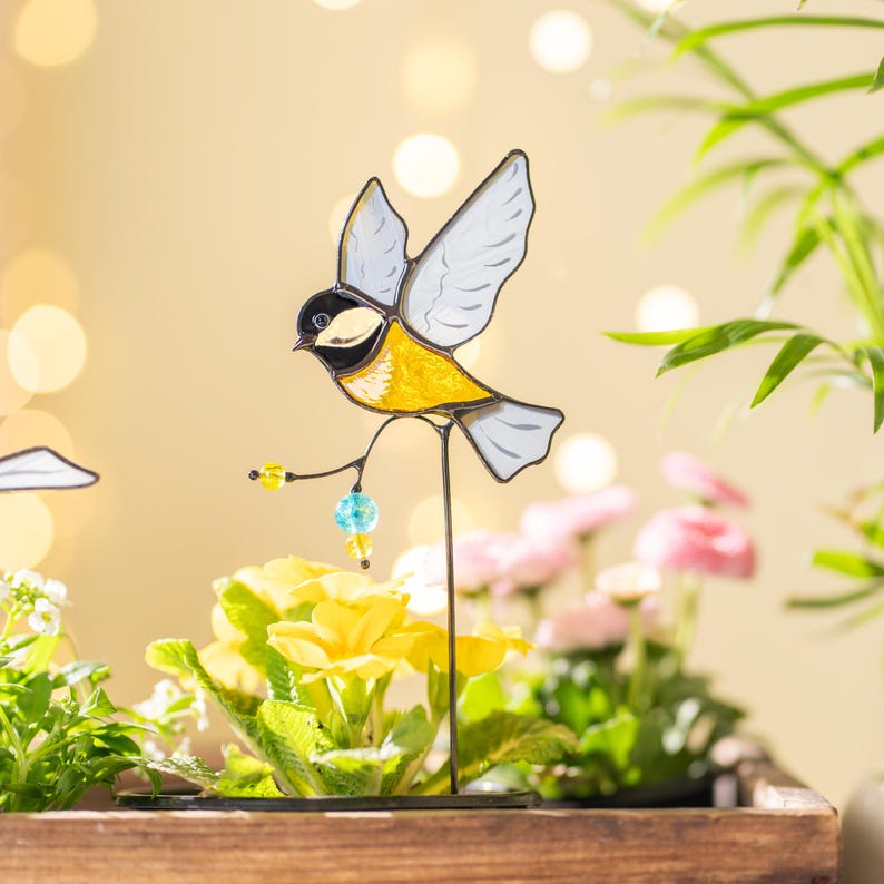 Estacas de jardim em vitral com desenho de chapim-de-cabeça-preta para plantas de interior, decoração de casa de campo, presente para a família