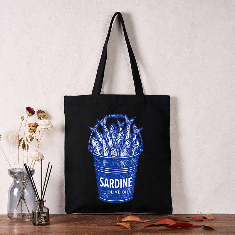Tokyo-Tiger Vintage Bucket Full Of Fresh Sardines Tote Bag