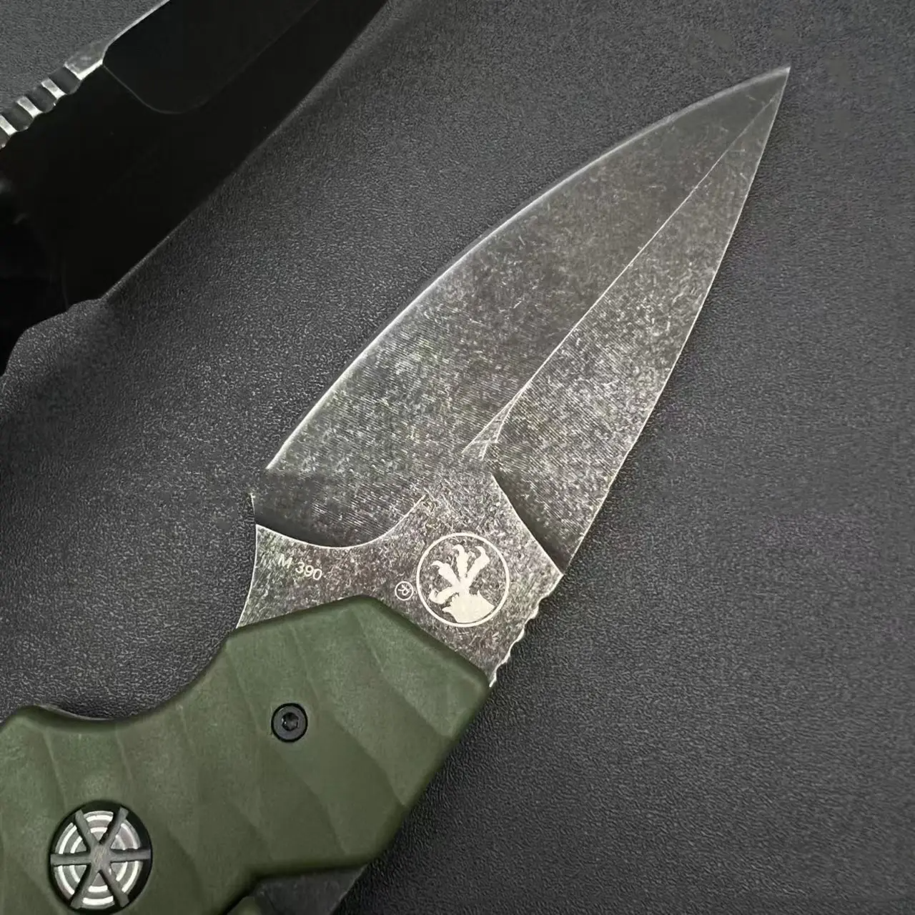Microtechnology folding knife