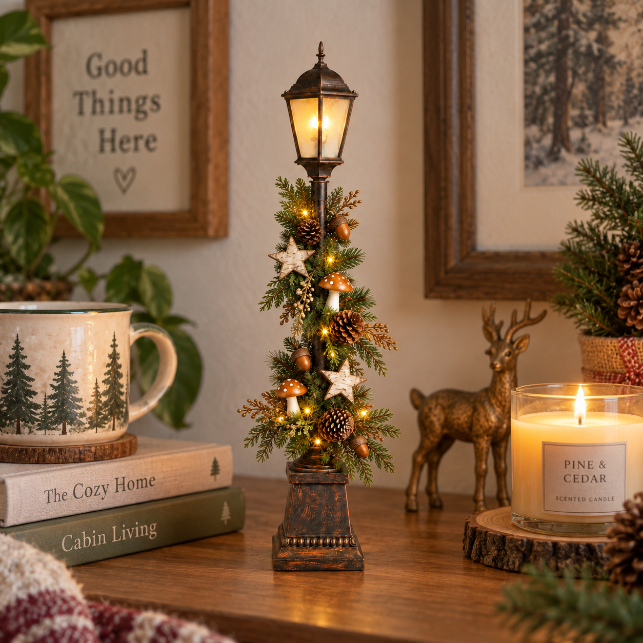 Old Christmas Streetlight – Lighted Tabletop Holiday Decor