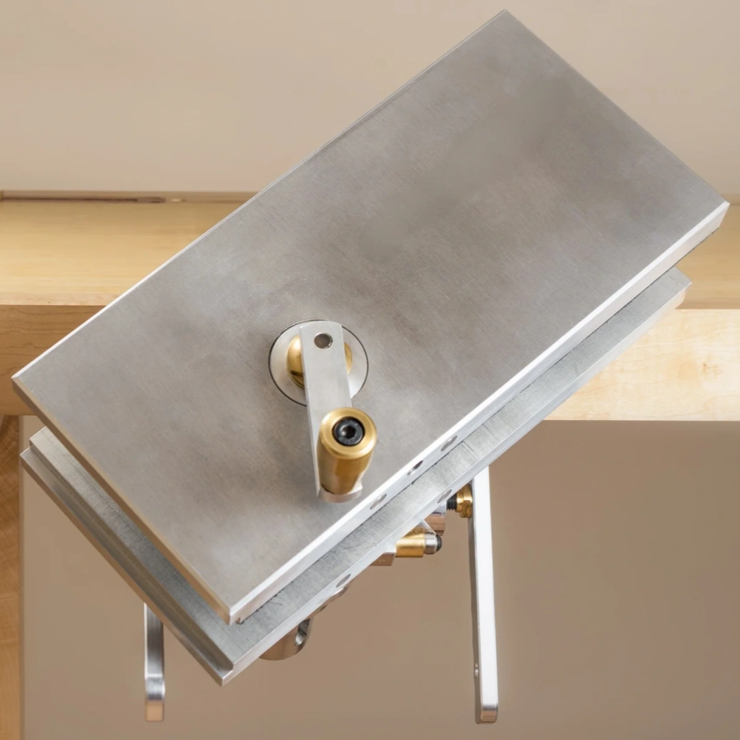 Multi-Angle Tilt Bench Vise for Wood Carving & Instrument Making