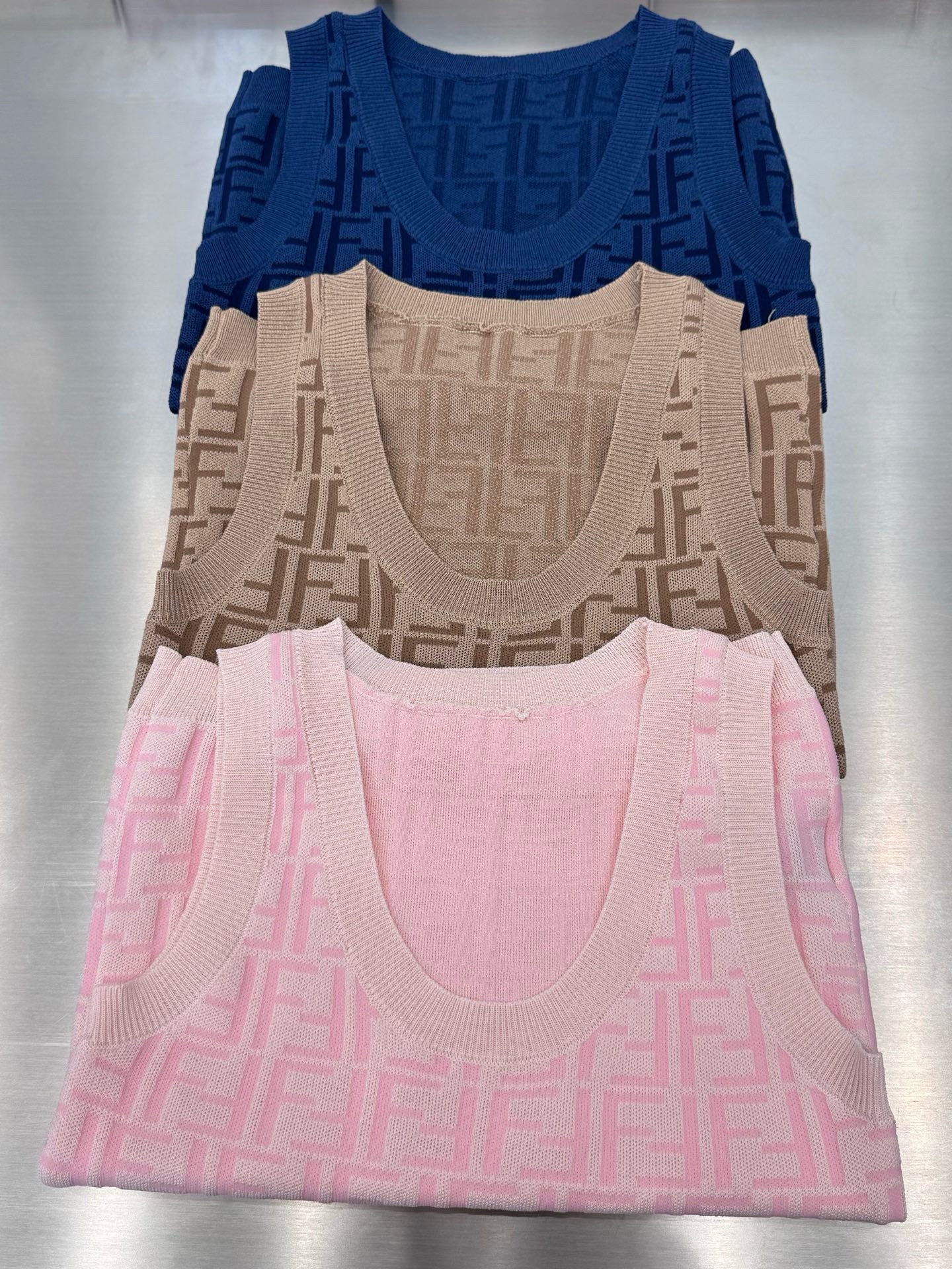 Fedi Knit Vest
