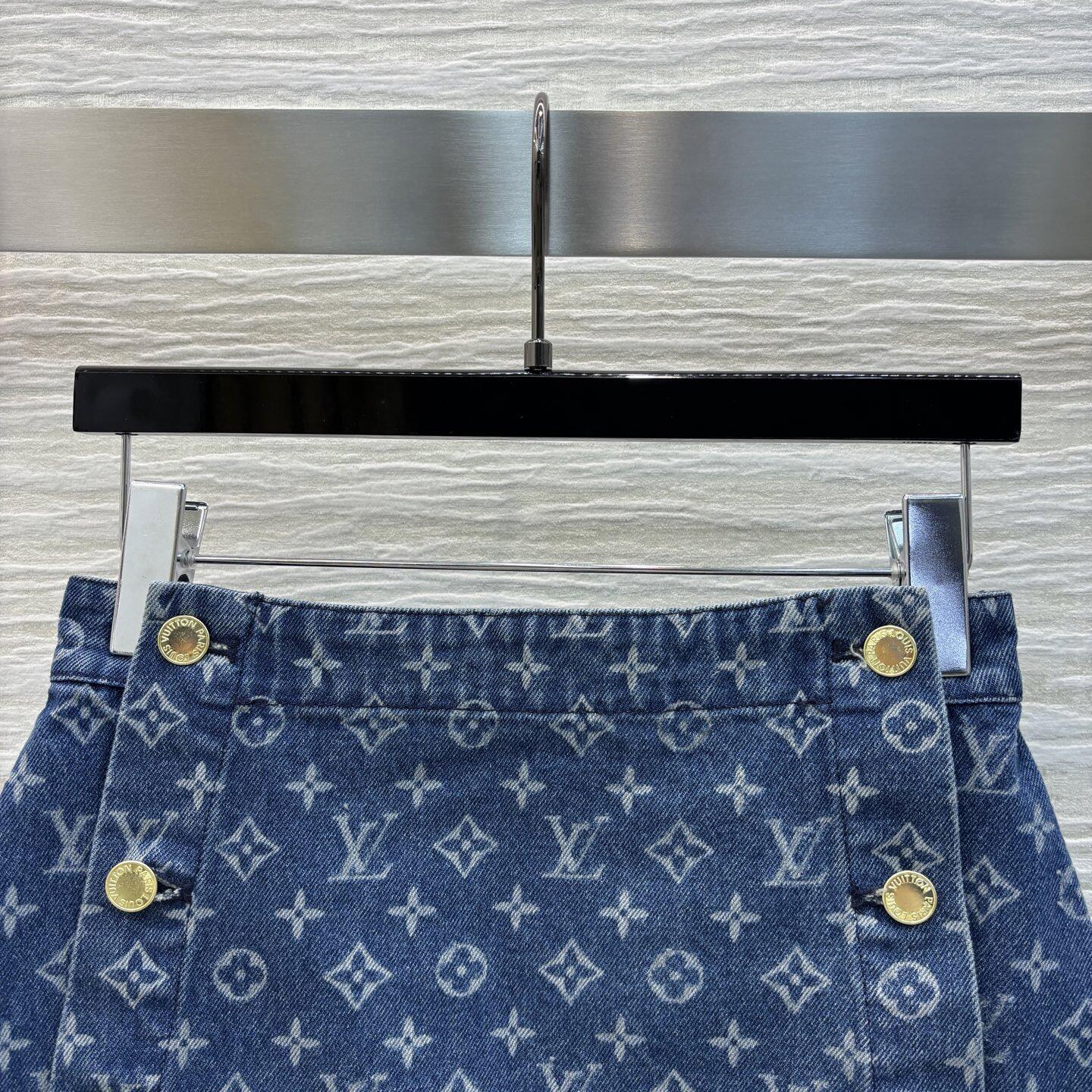 1V Jacquard Denim Skirt