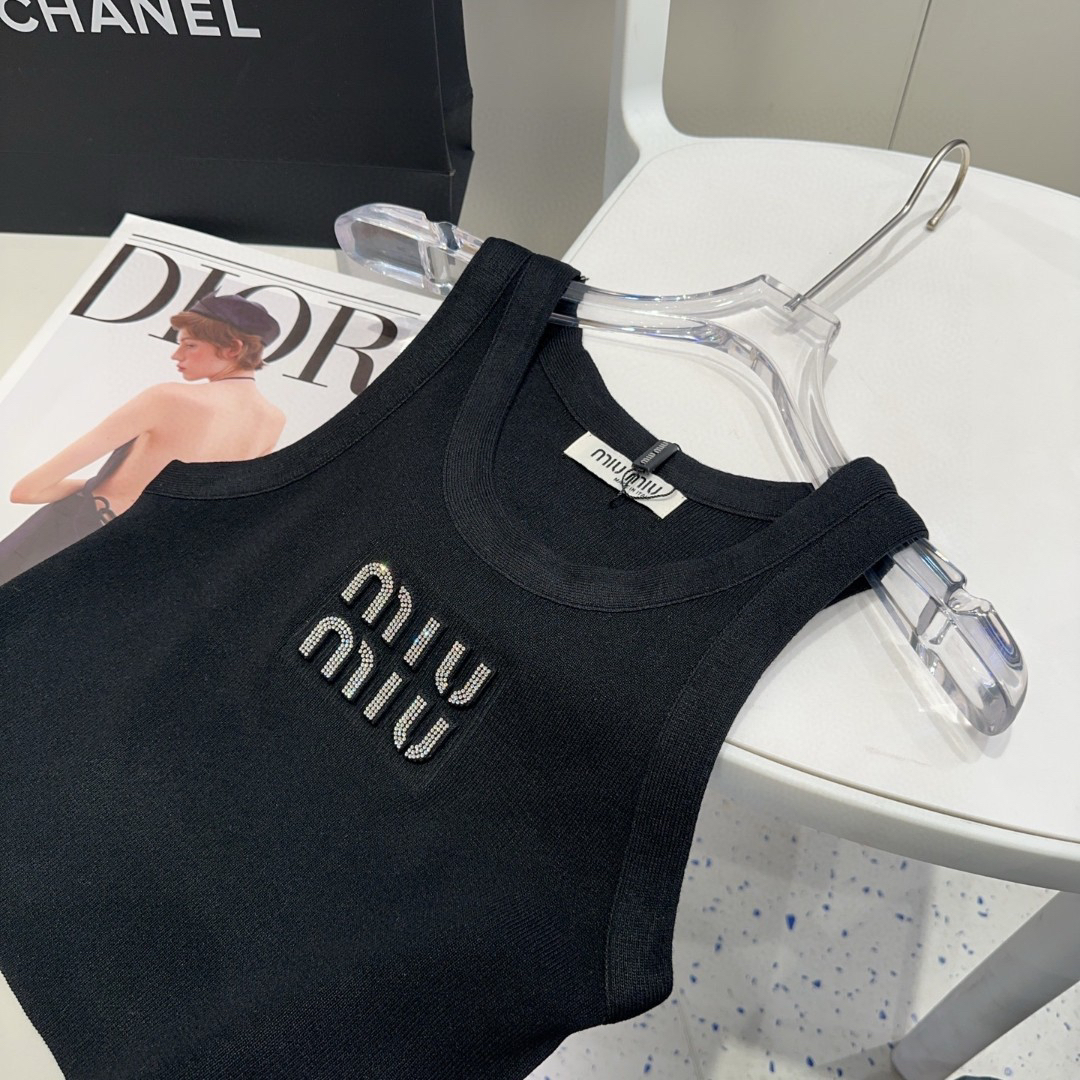 MIU25SS monogrammed vest