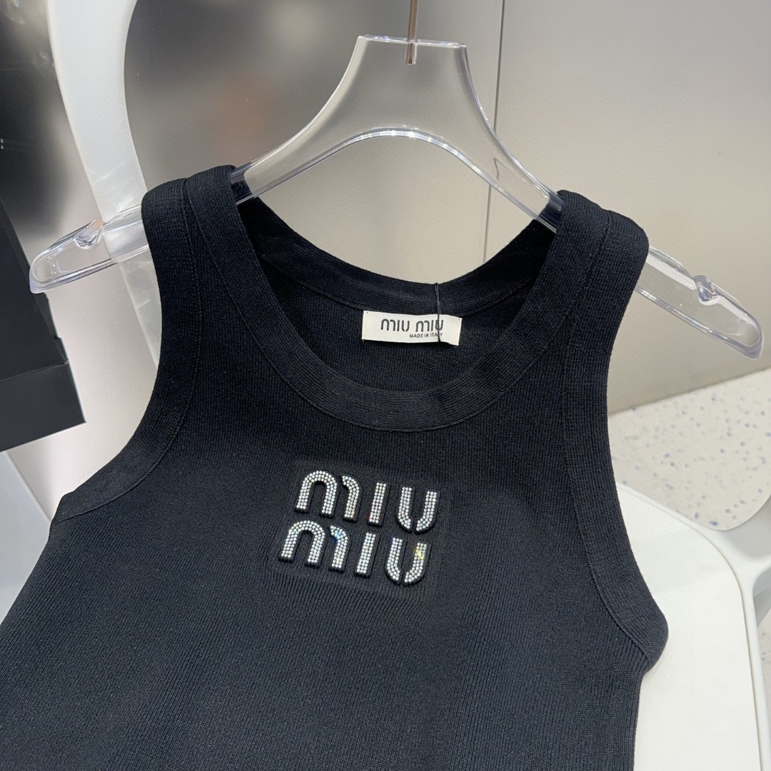 MIU25SS monogrammed vest