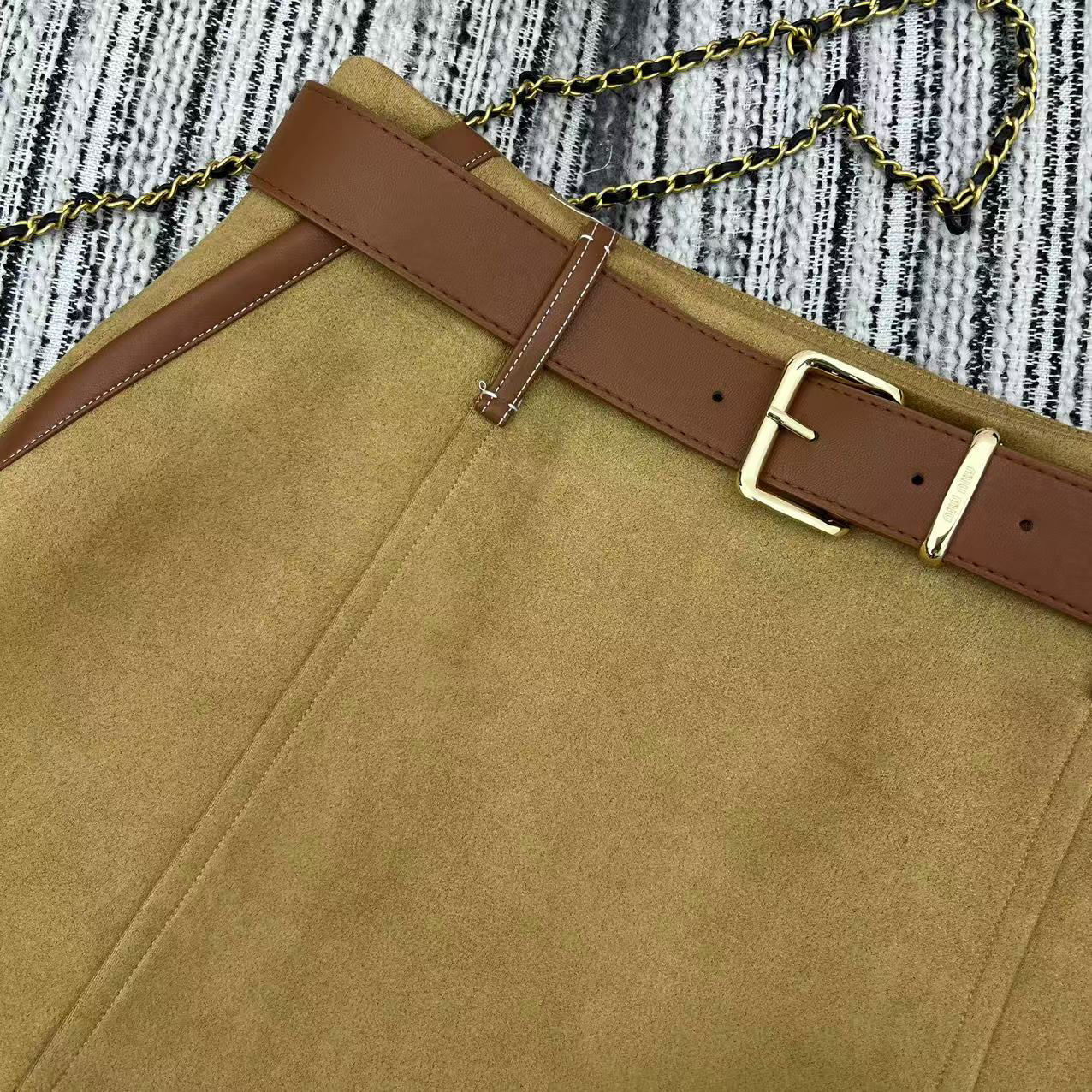 MIU25SS Patchwork Leather Trimmed Deerskin Velvet Small A Short Half Skirt