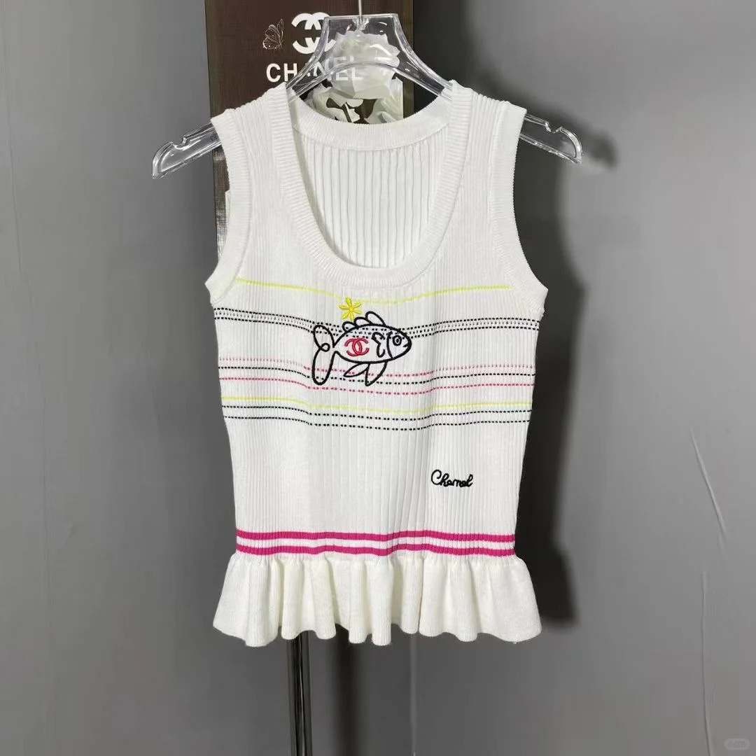 CHANE25SS Little Fish Stripe Stretch Knit Cami Tank Top