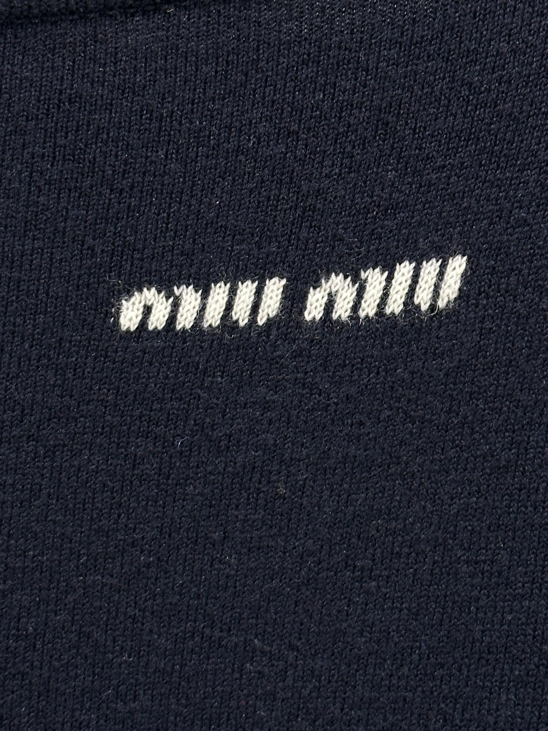 MIU25SS Logo Cashmere One Shoulder Long Sleeve Top