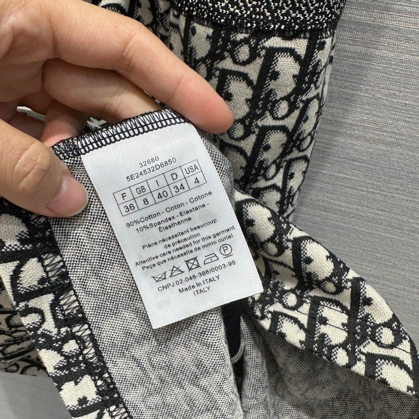 DIO three-dimensional knit jacquard dress