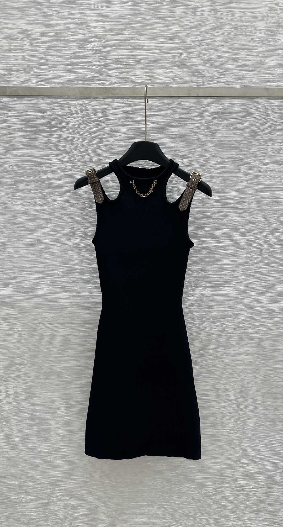 LU25SS round neck chain knit dress
