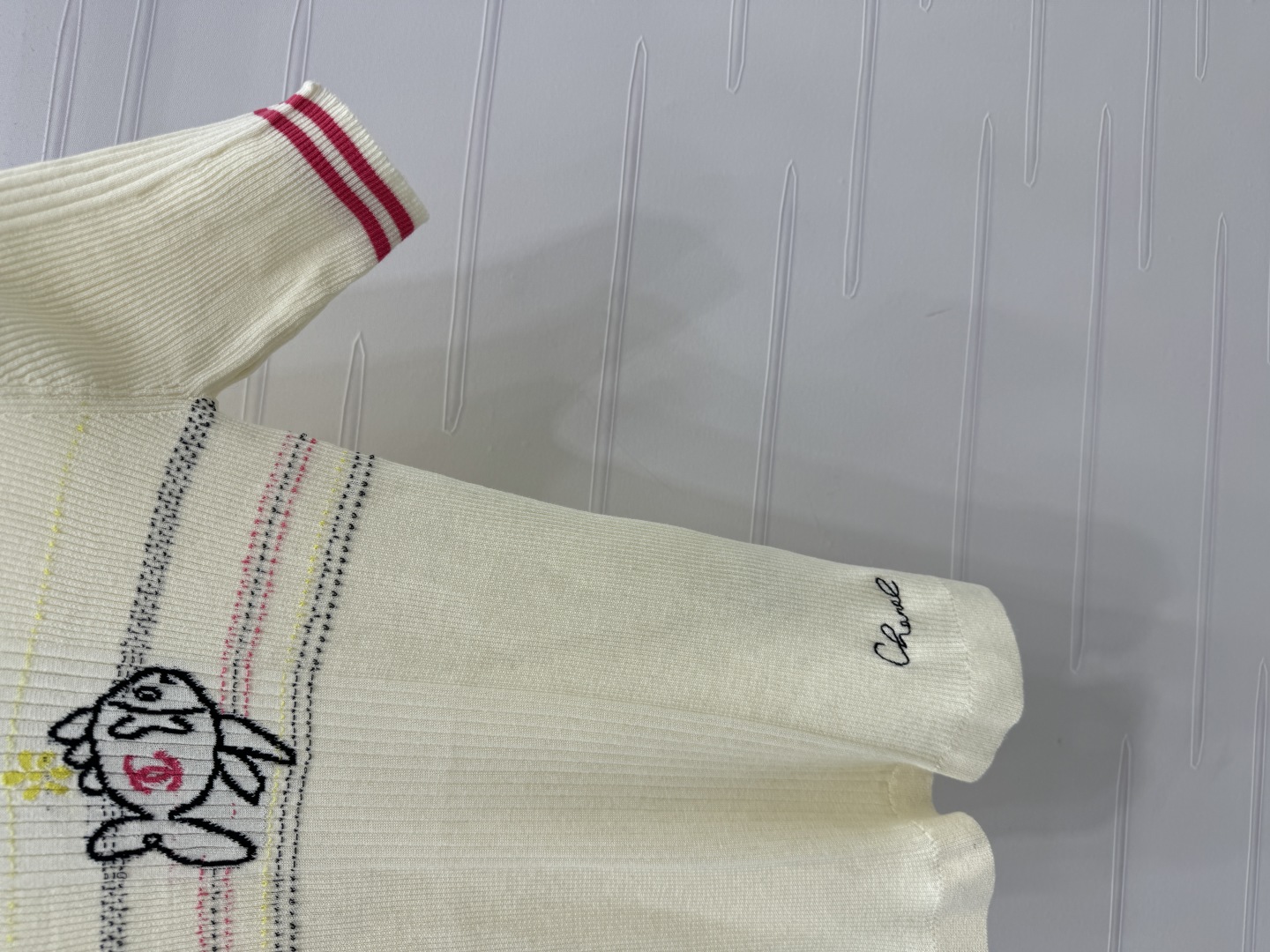 CHANE25SS Fish Crew Neck Knit Short Sleeve