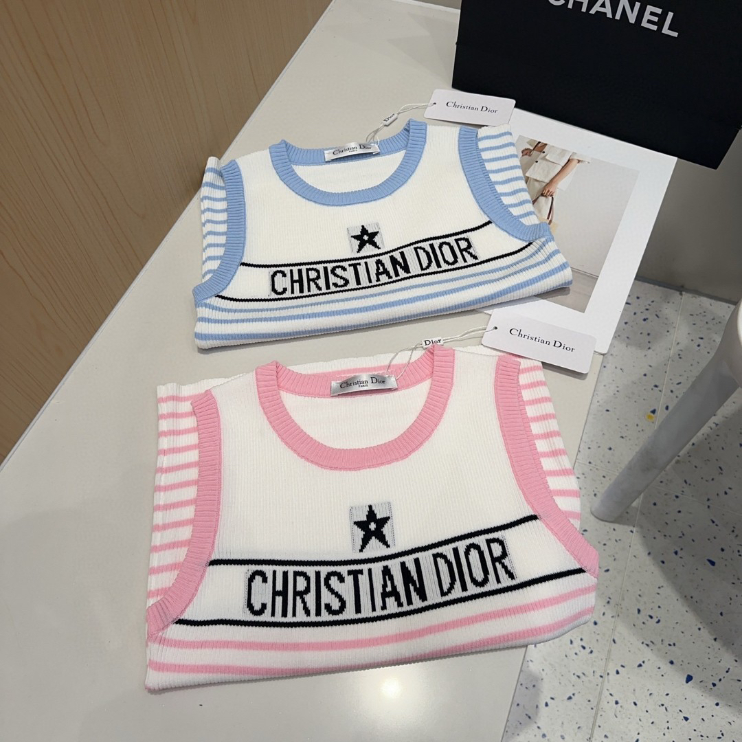 DIO Casual Vest