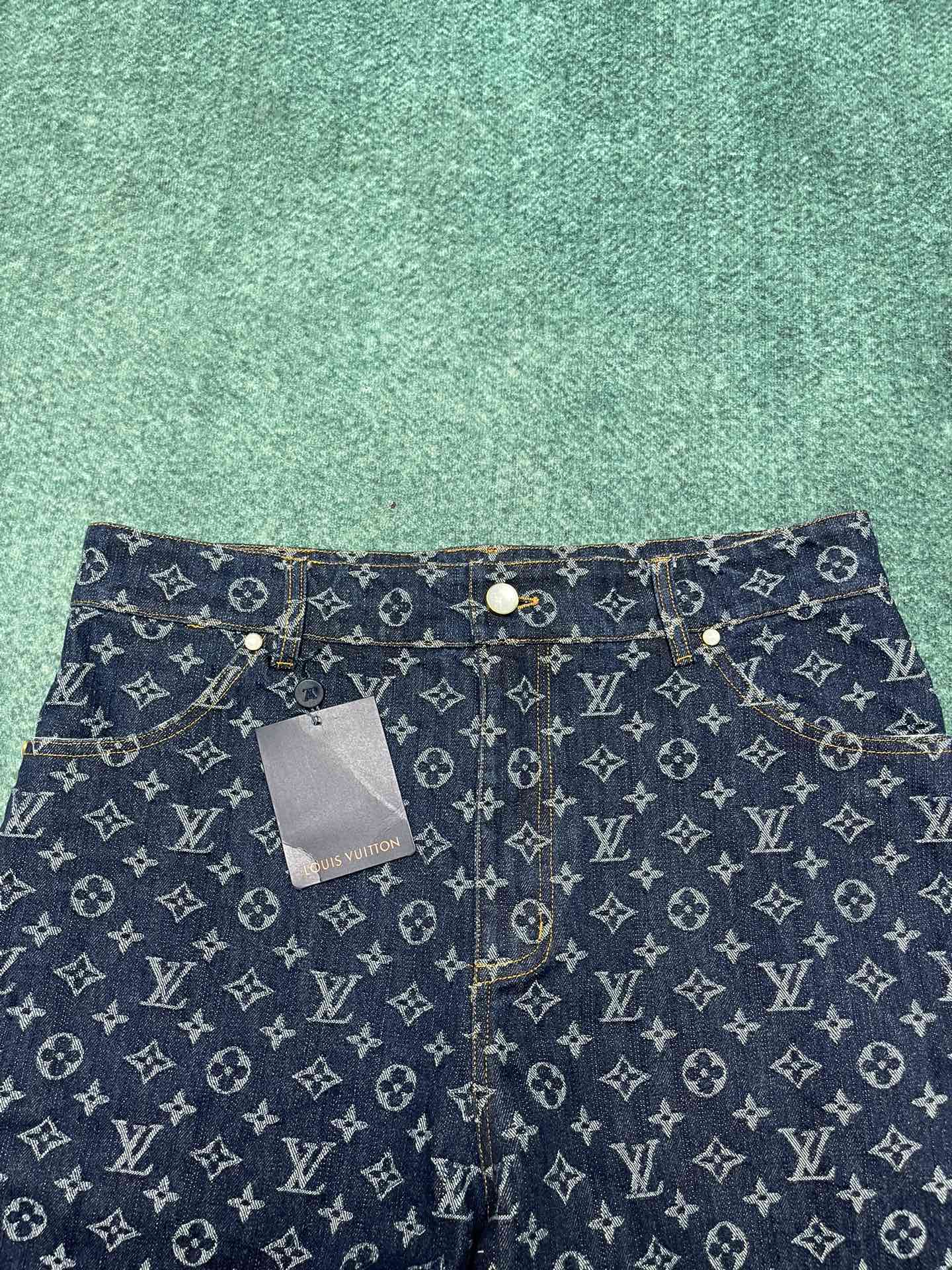 LU 25SS Colorblocked Denim Shorts