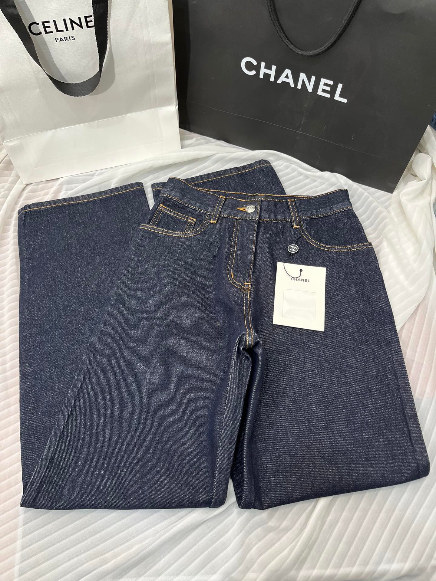 CHNEL DARK denim jeans