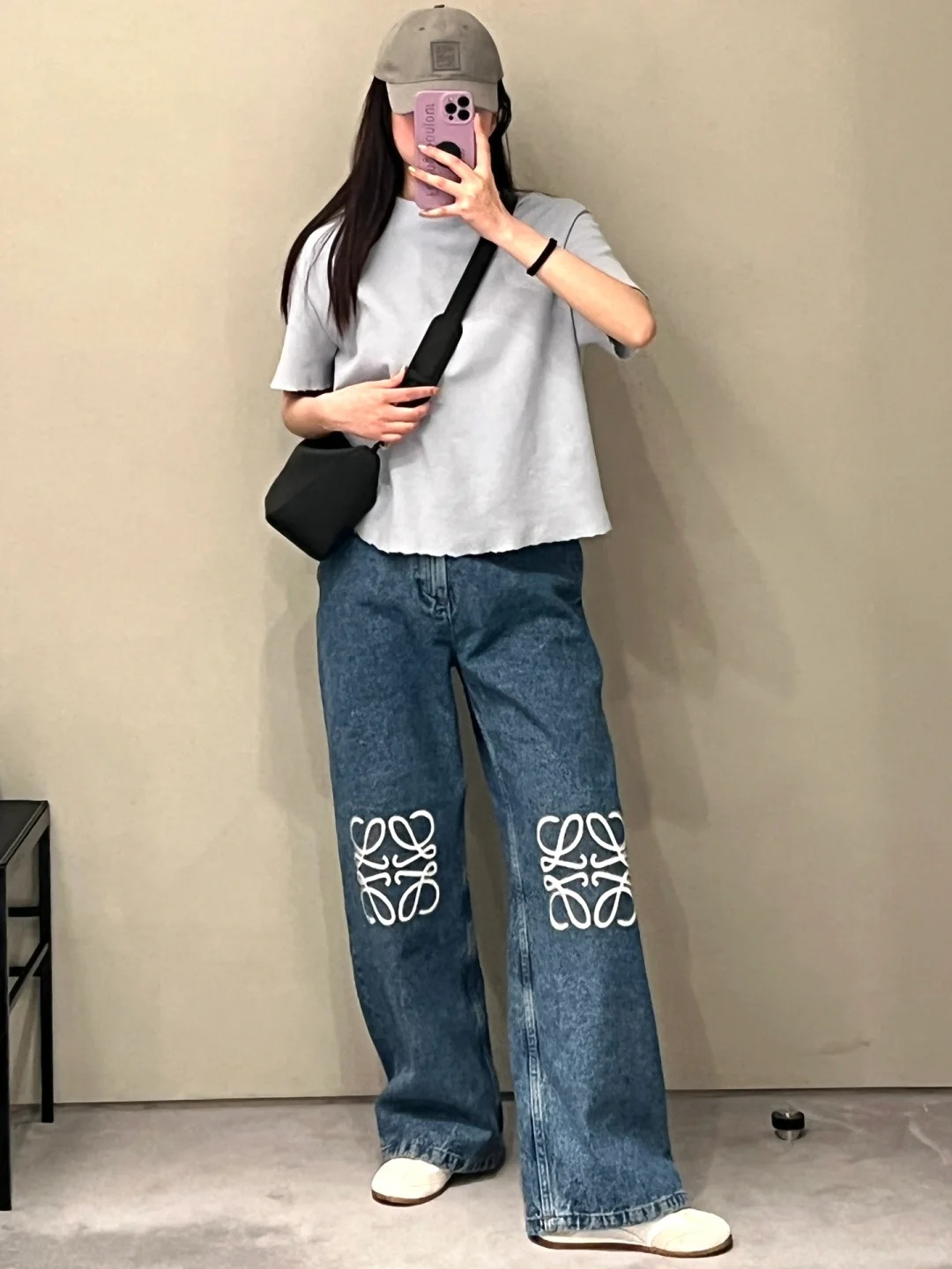 LOE Embroidered Logo Wide Leg Pants