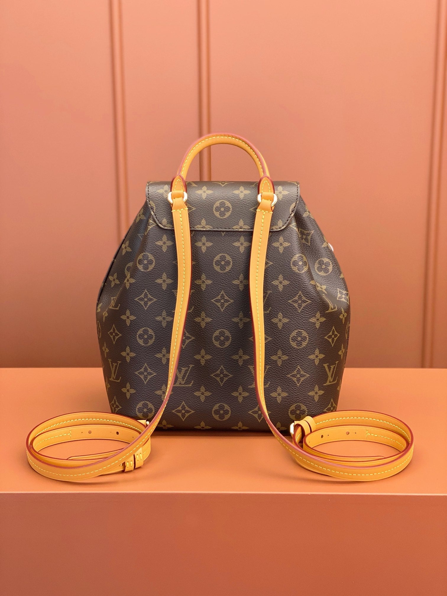 Monogram Monsouris Nm Bb