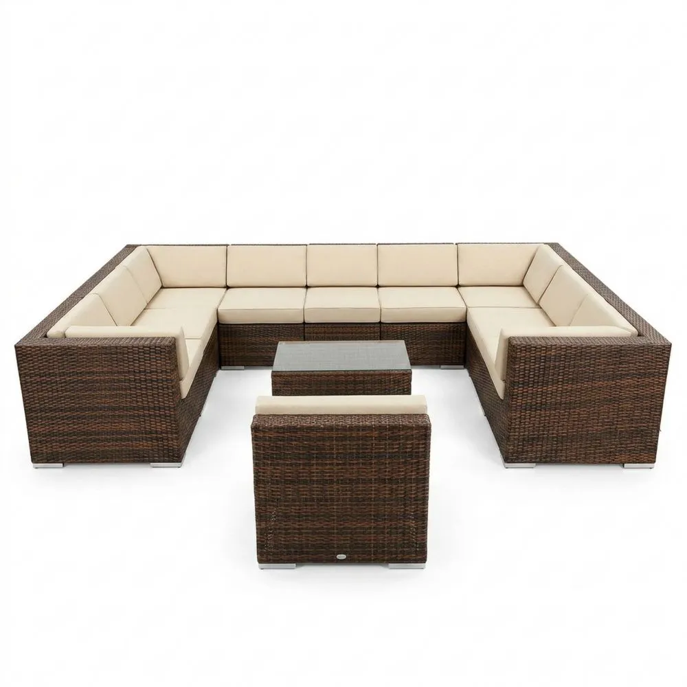 Set di Salotto Angolare in Rattan Sintetico Marrone con Cuscini Crema e Tavolino in Vetro Temperato