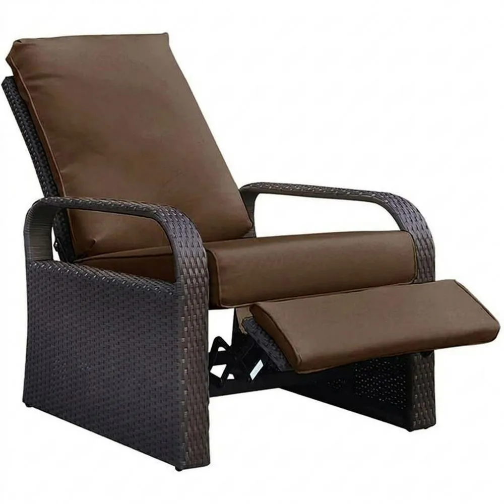 Poltrona Recliner in Rattan Sintetico Marrone con Cuscini in Poliestere