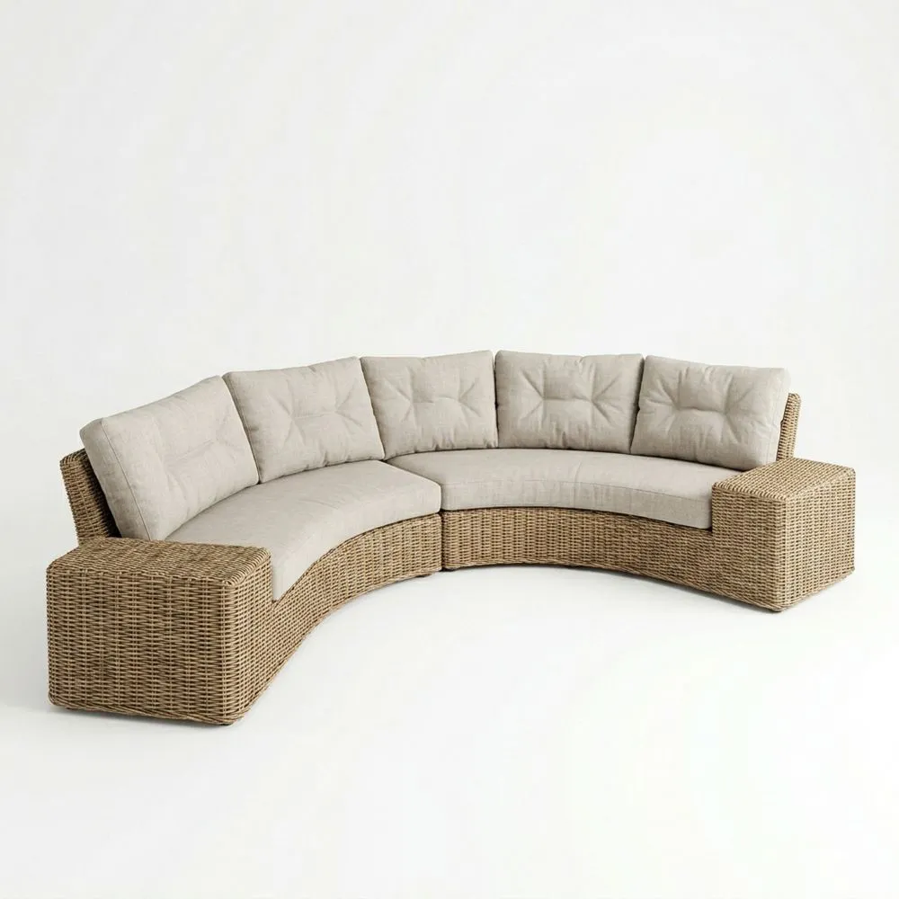 Halbrundes 5-Sitzer Gartensofa aus Rattan mit beigen Kissen