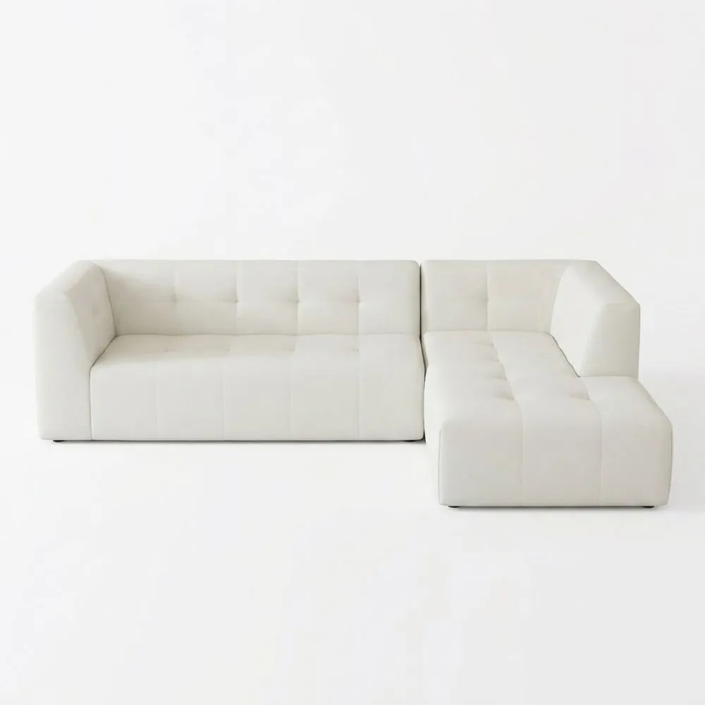 Ecksofa aus cremefarbenem Leinenmischgewebe