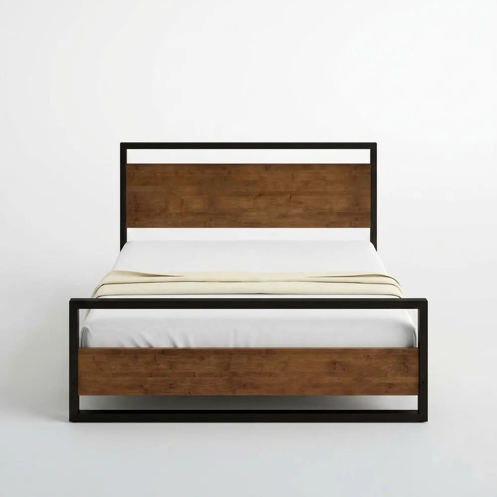 Schwarzes Eisenbettgestell mit Walnussholzbett