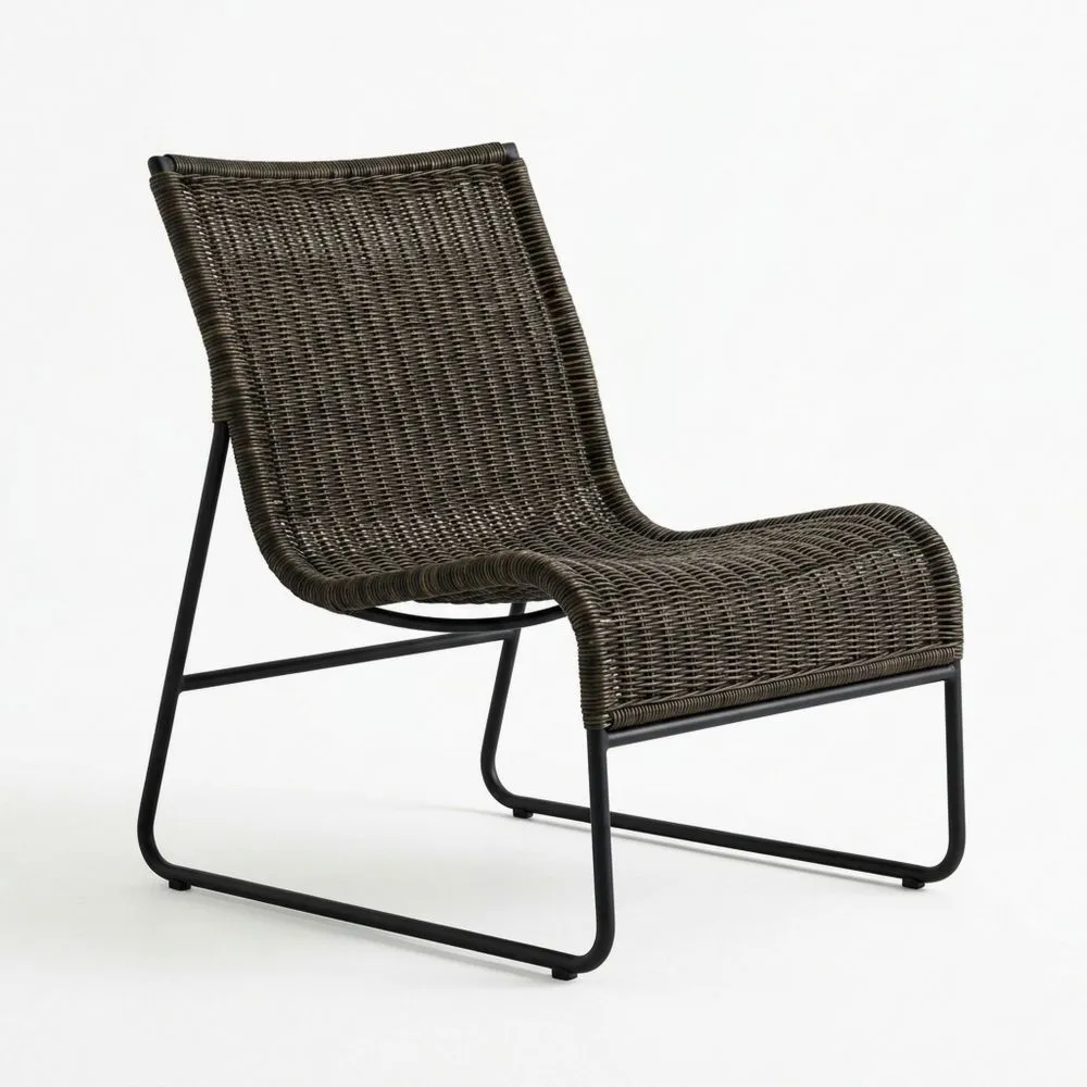 Poltrona in rattan sintetico con struttura in acciaio