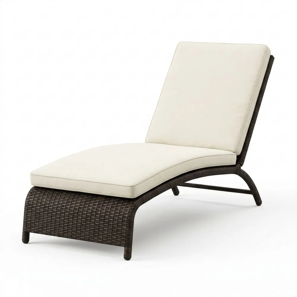 Sdraio da Esterno in Rattan Sintetico con Cuscino in Poliestere Crema