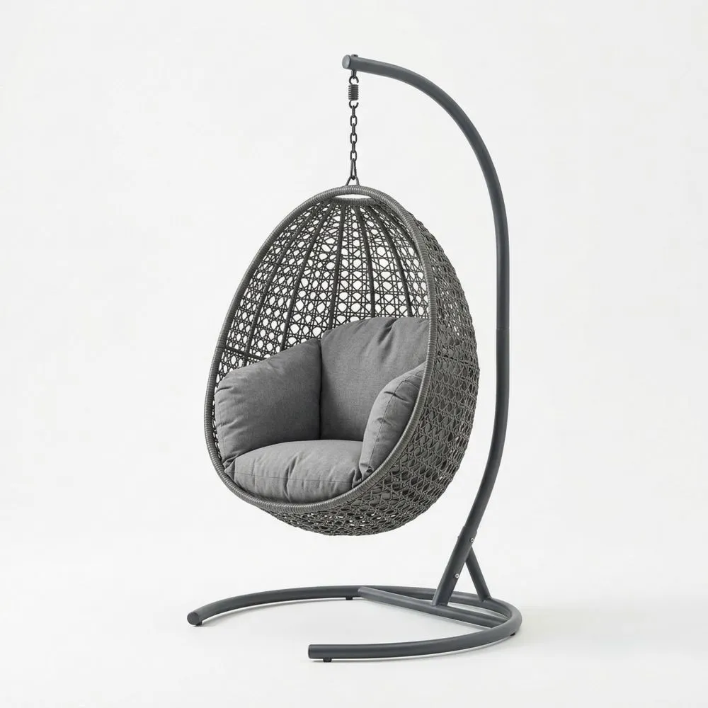 Sedia sospesa in acciaio e resina grigia per esterni