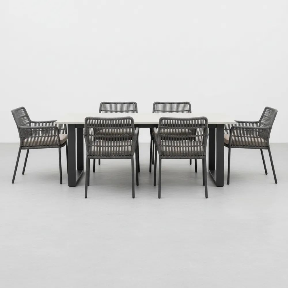 Conjunto de comedor exterior con mesa de resina y sillas de cuerda