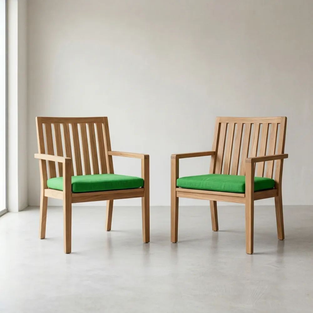Sillones de Madera con Cojines Verdes