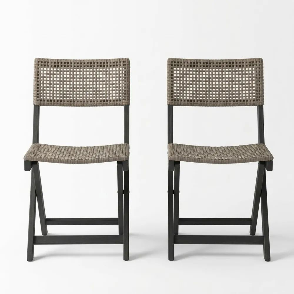 Juego de 2 sillas plegables de ratán sintético y acero-Casaluxeeu