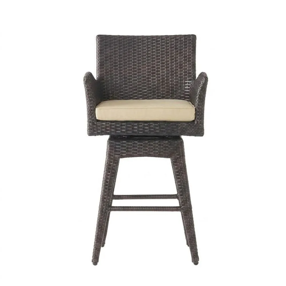 Sedia da Bar Girevole in Rattan Sintetico Marrone con Cuscino Beige
