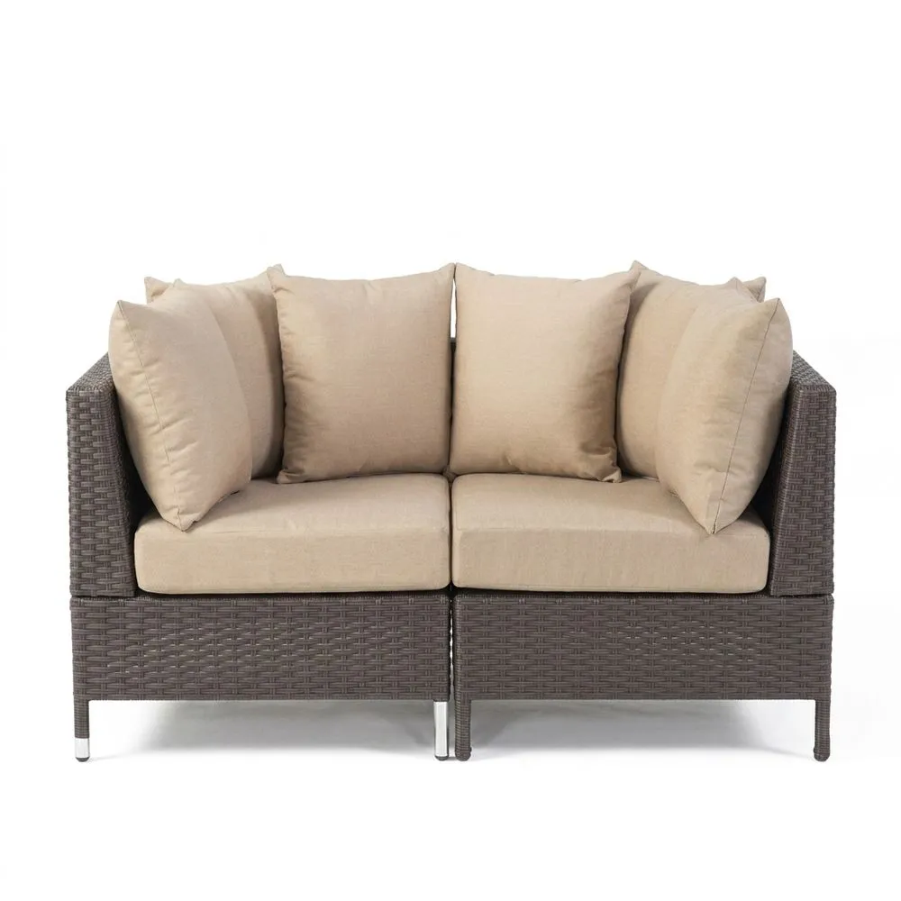 Divano a 2 Posti in Rattan Sintetico Marrone e Cuscini Beige