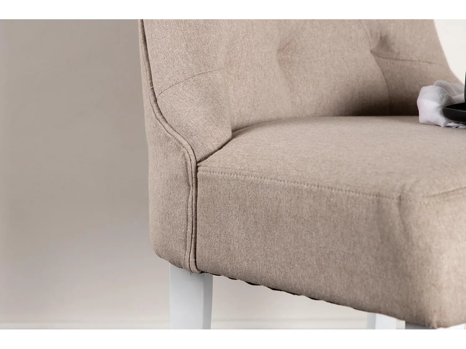 Moderner Esszimmerstuhl in Beige