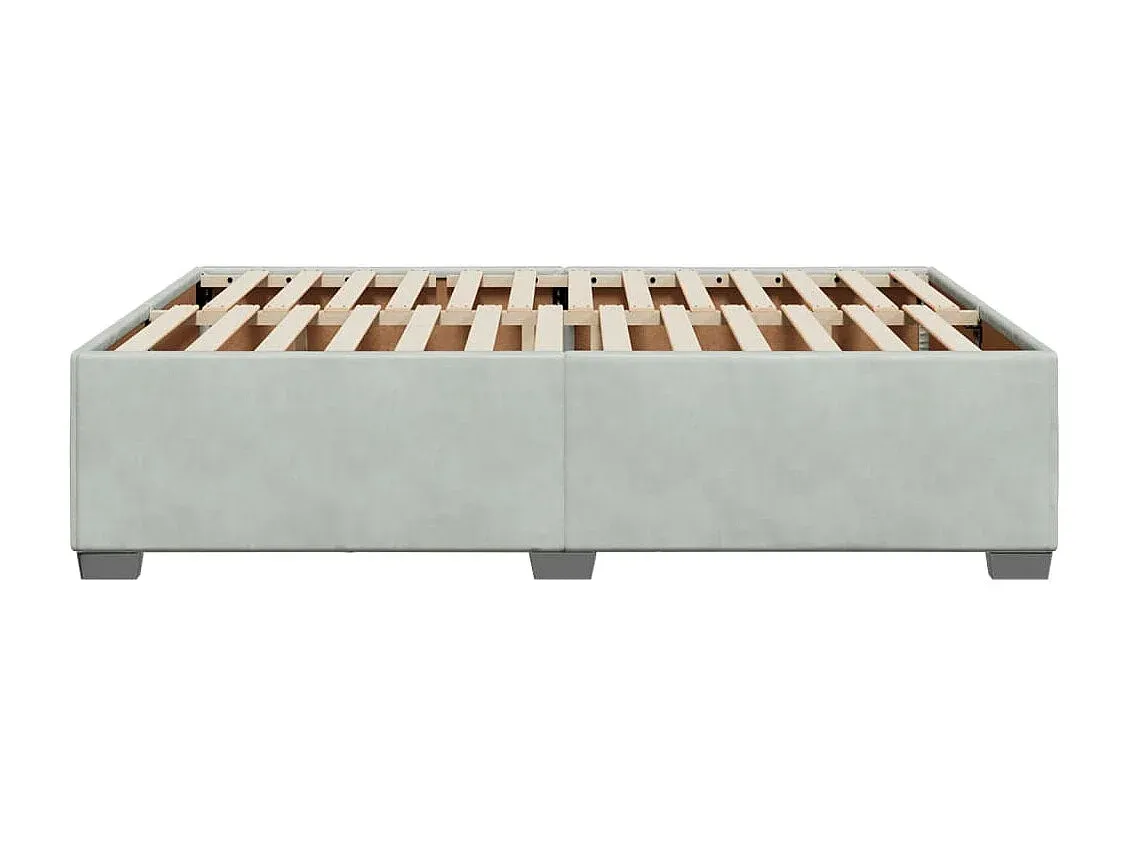 Elegantes Samtbettgestell 140x200 cm in Hellgrau