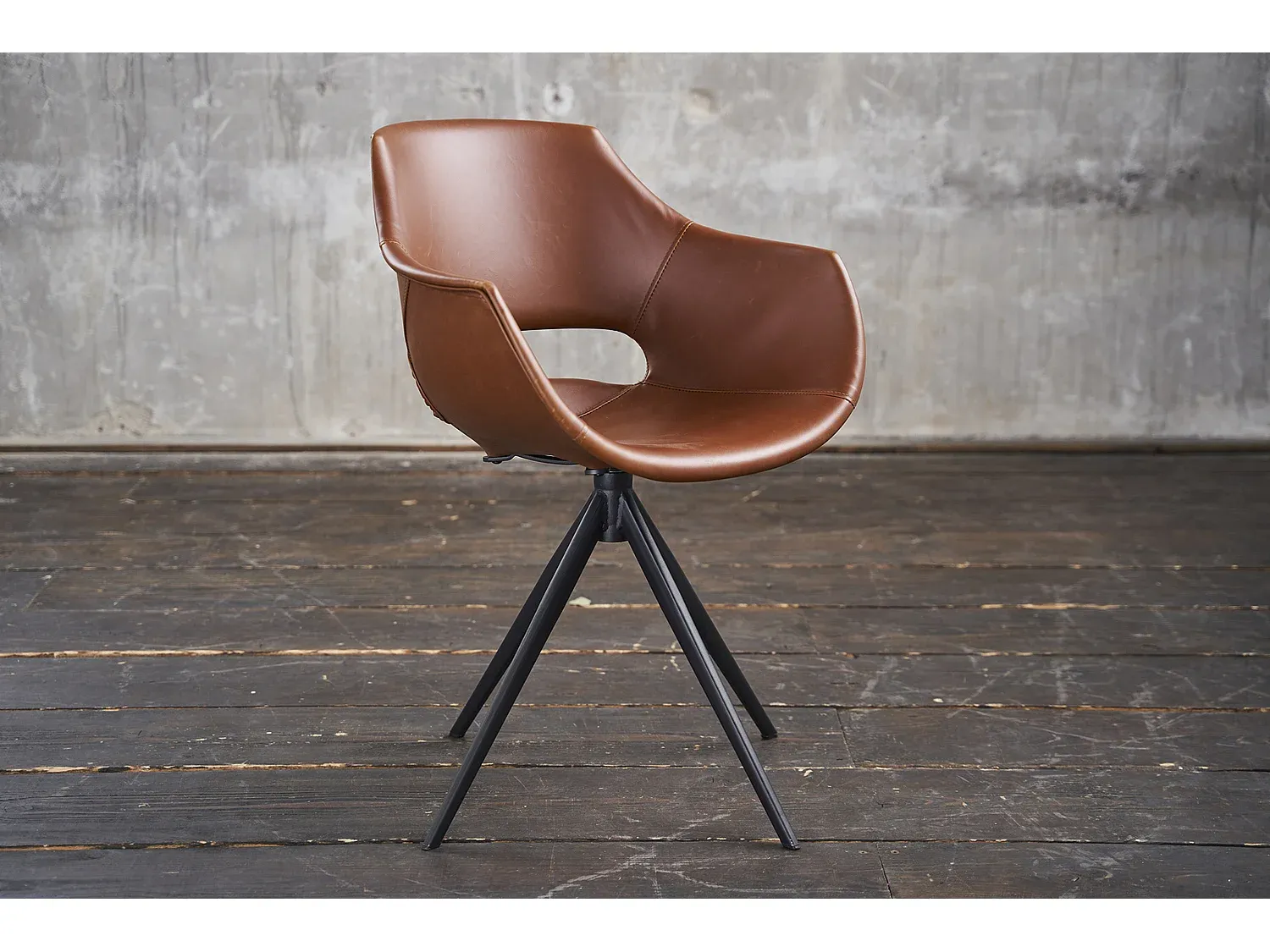 Ergonomischer Bürostuhl in Braunem Kunstleder