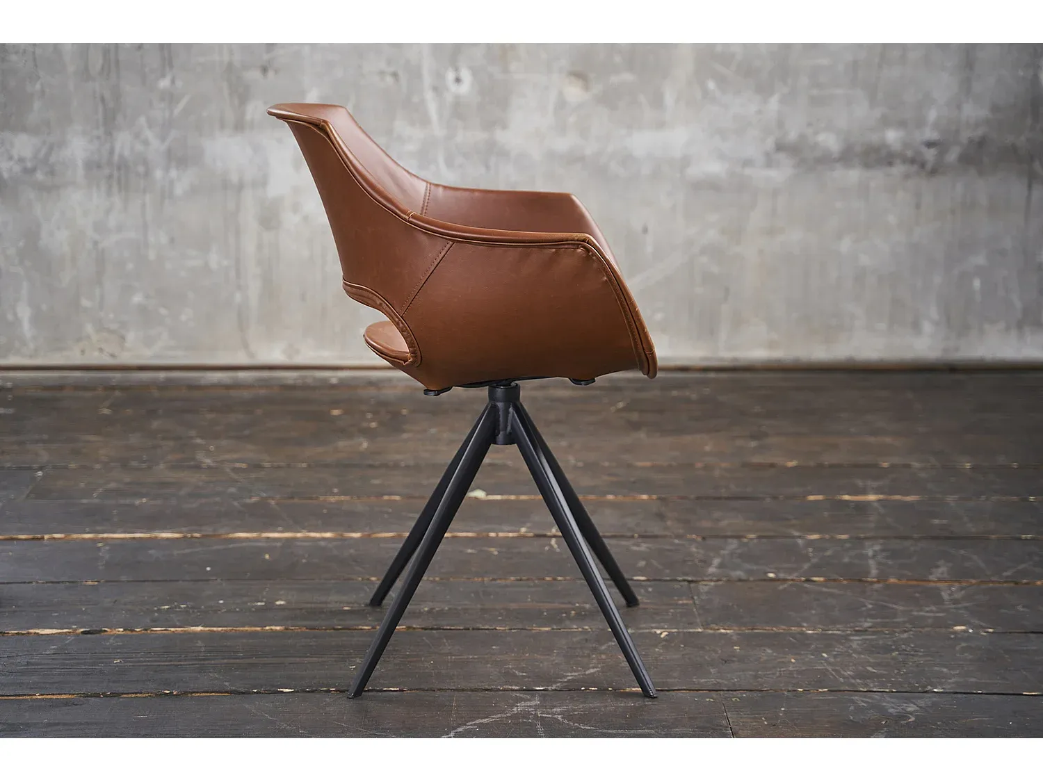 Ergonomischer Bürostuhl in Braunem Kunstleder