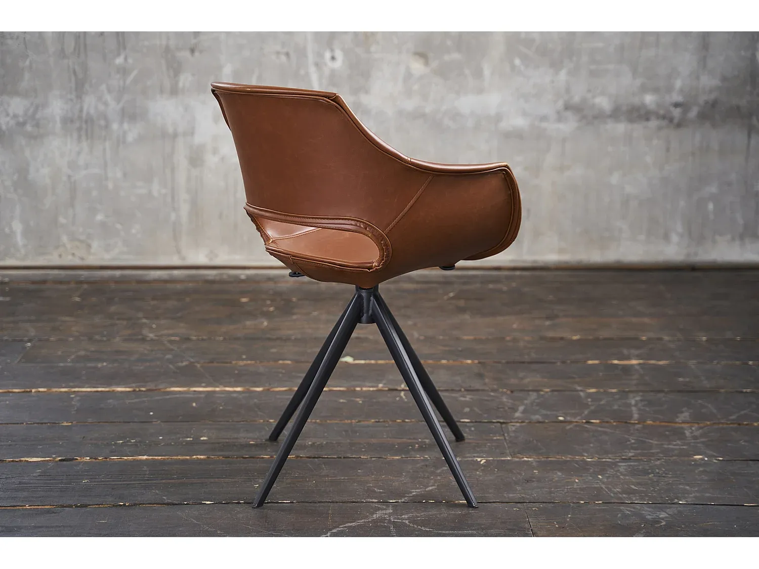 Ergonomischer Bürostuhl in Braunem Kunstleder