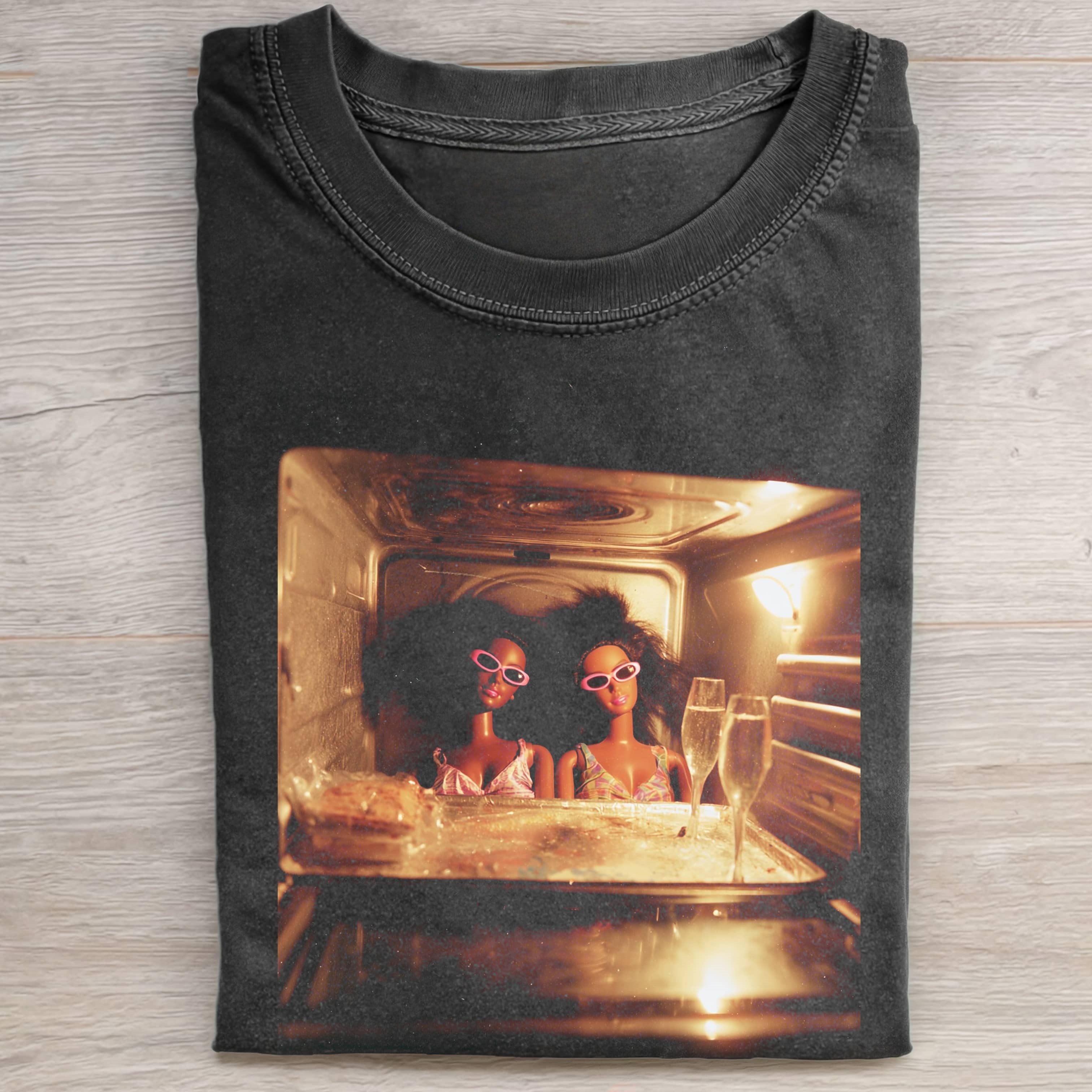 OVEN VACATION BLACK SKIN Funny Doll FaceCORE TEE