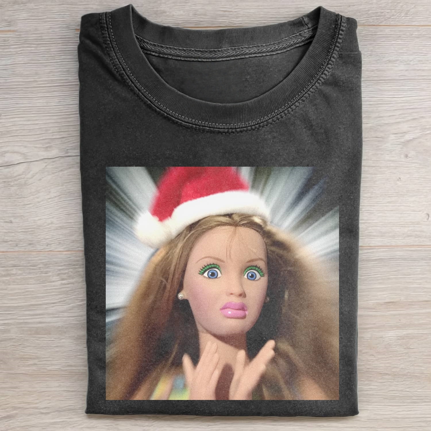 CHRISTMAS Funny Doll Face MEME ICON TEE