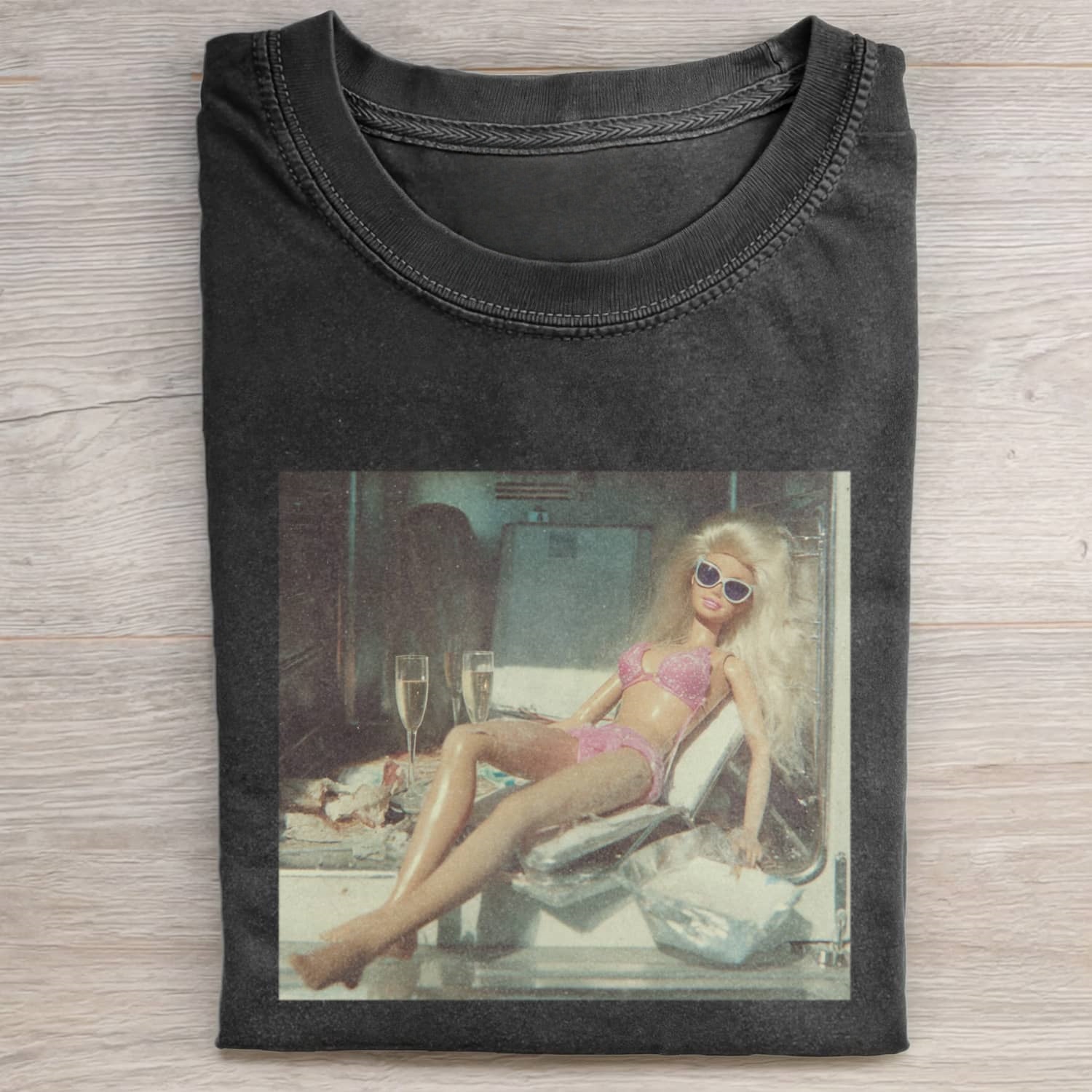 Funny Doll FaceCORE MEME MOOD ICON T-SHIRT