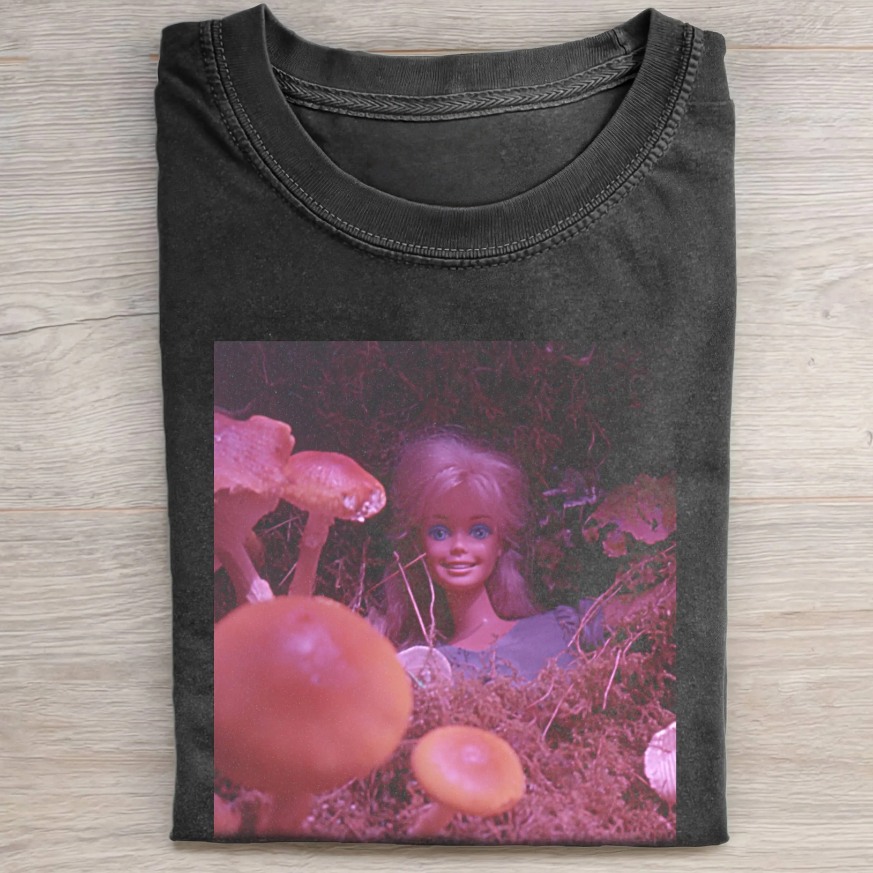 PINK MUSHROOM Funny Doll Face GIRL TEE