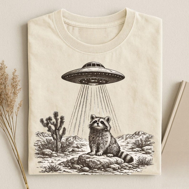 Vintage Desert UFO Raccoon Classic T-Shirt