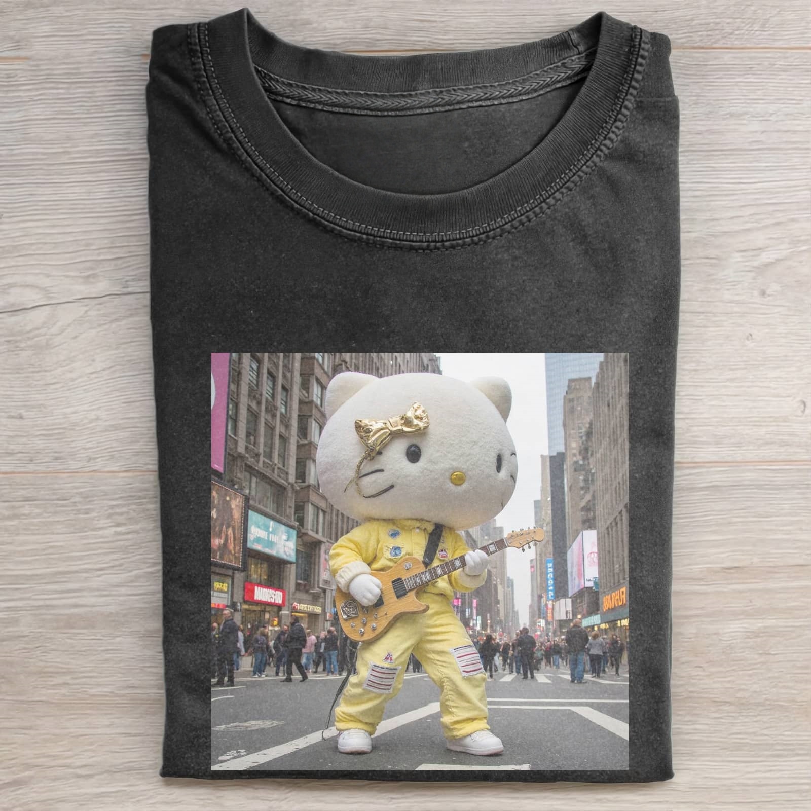 DOLL CAT T-SHIRT
