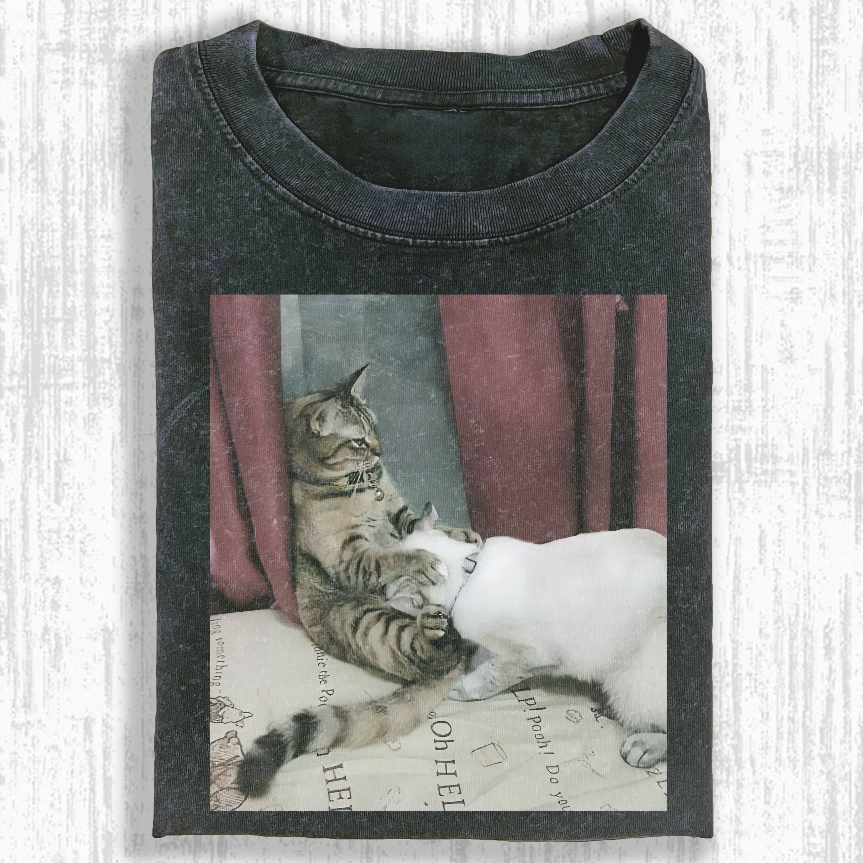 Wacky Cats Play Fighting Funny T-shirt
