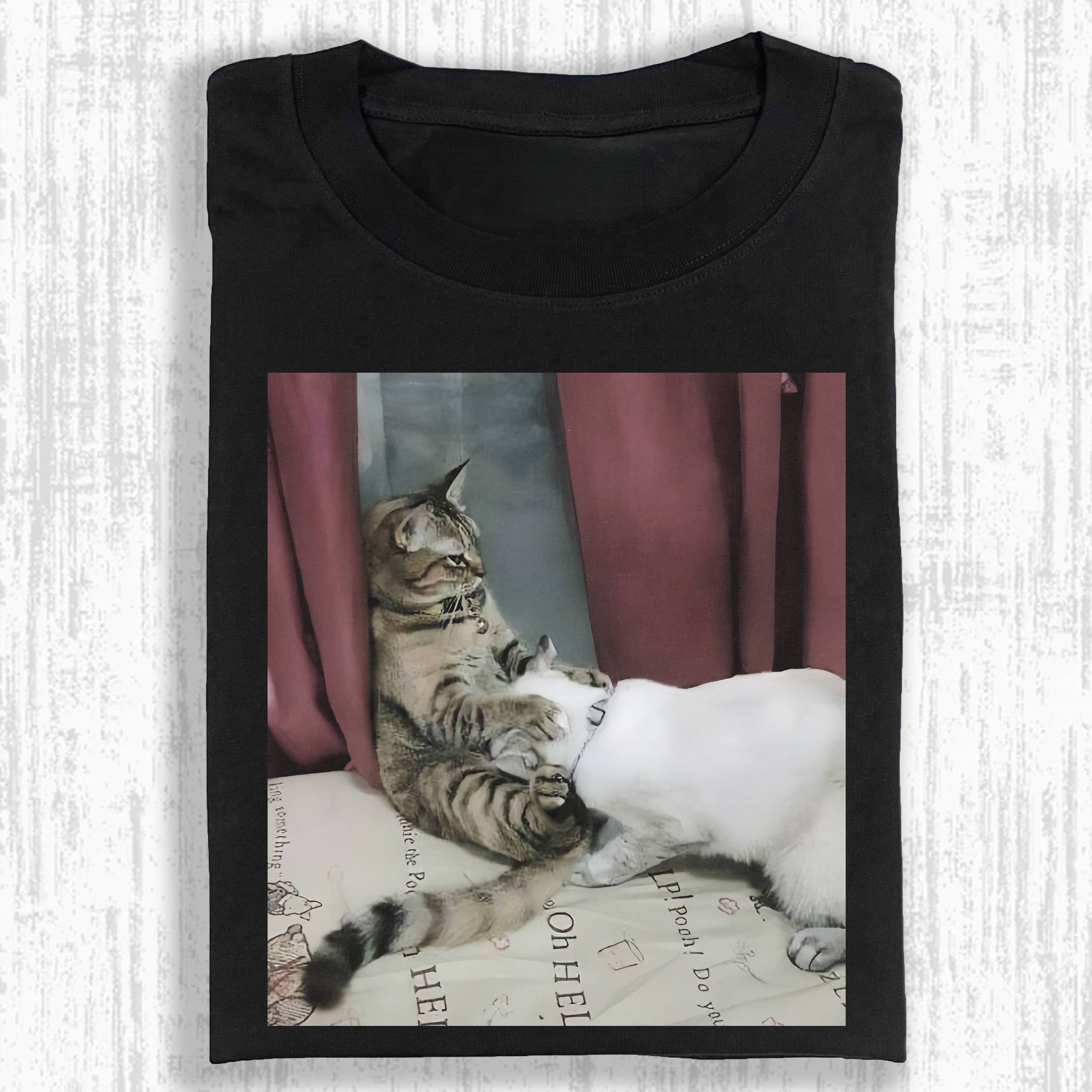 Wacky Cats Play Fighting Funny T-shirt