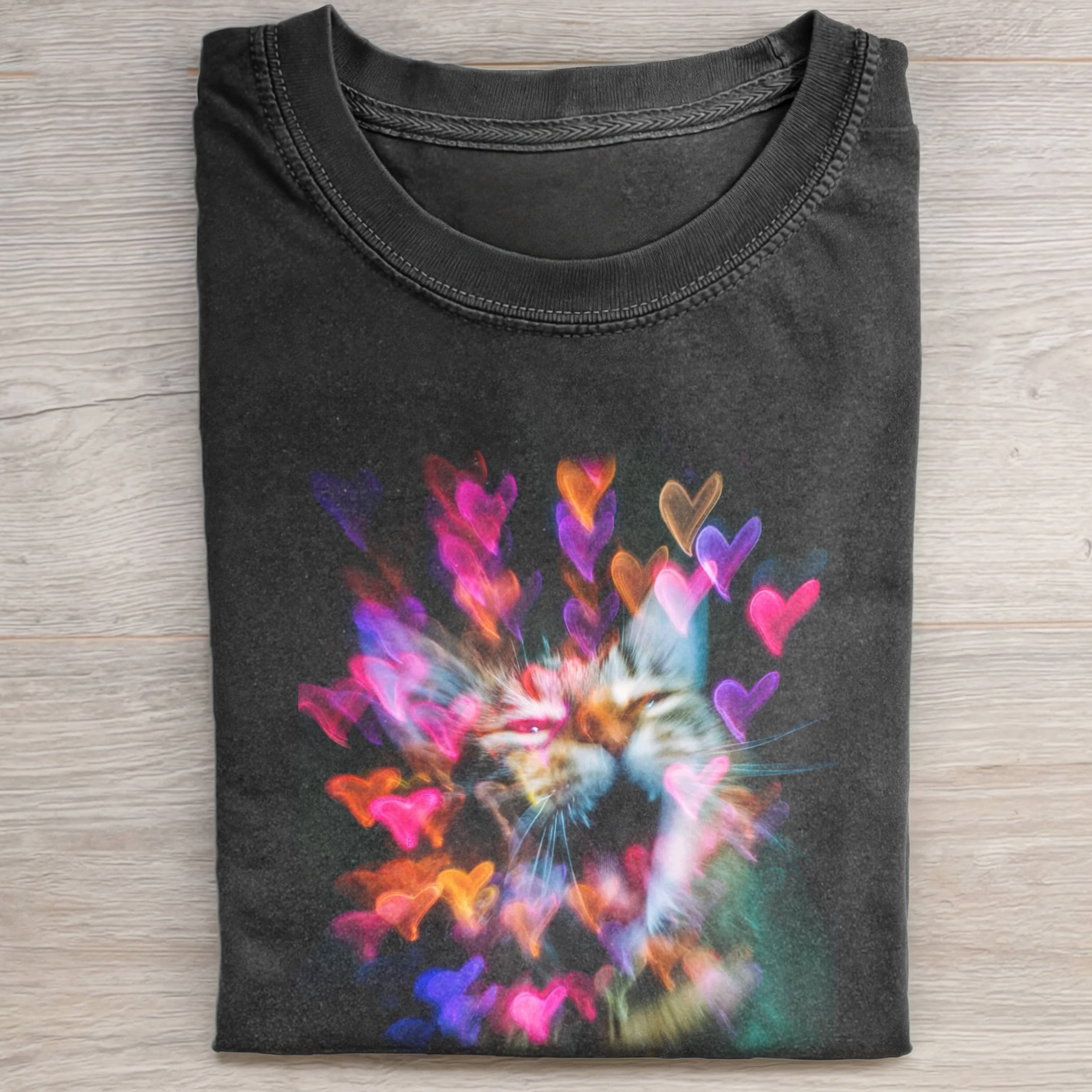 SCREAMING CAT HEART T-SHIRT