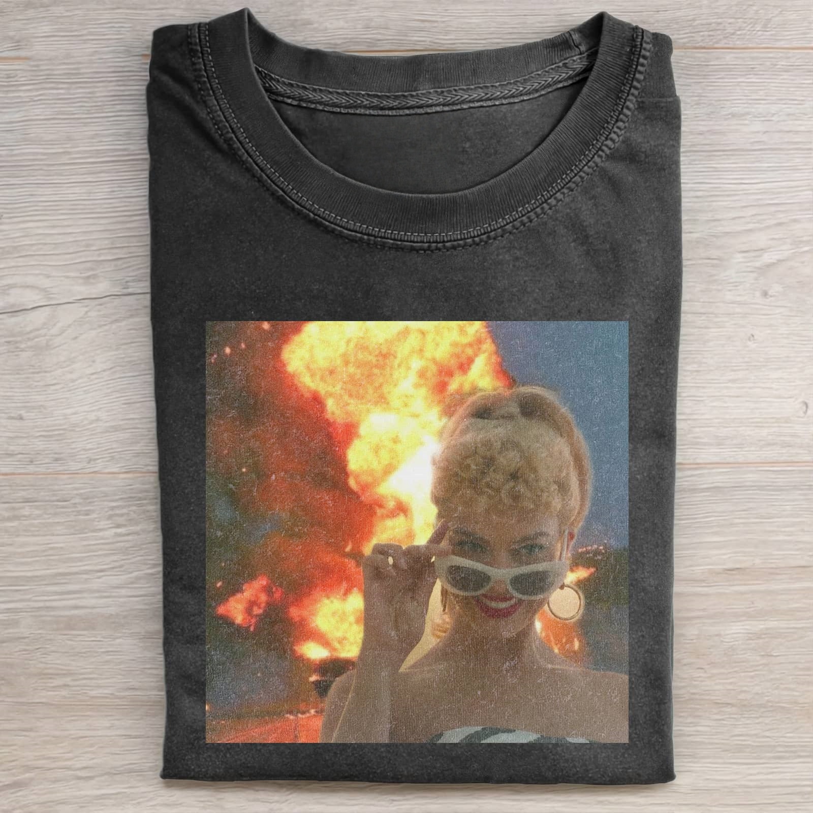 Funny Doll Face GIRL MEME T-SHIRT