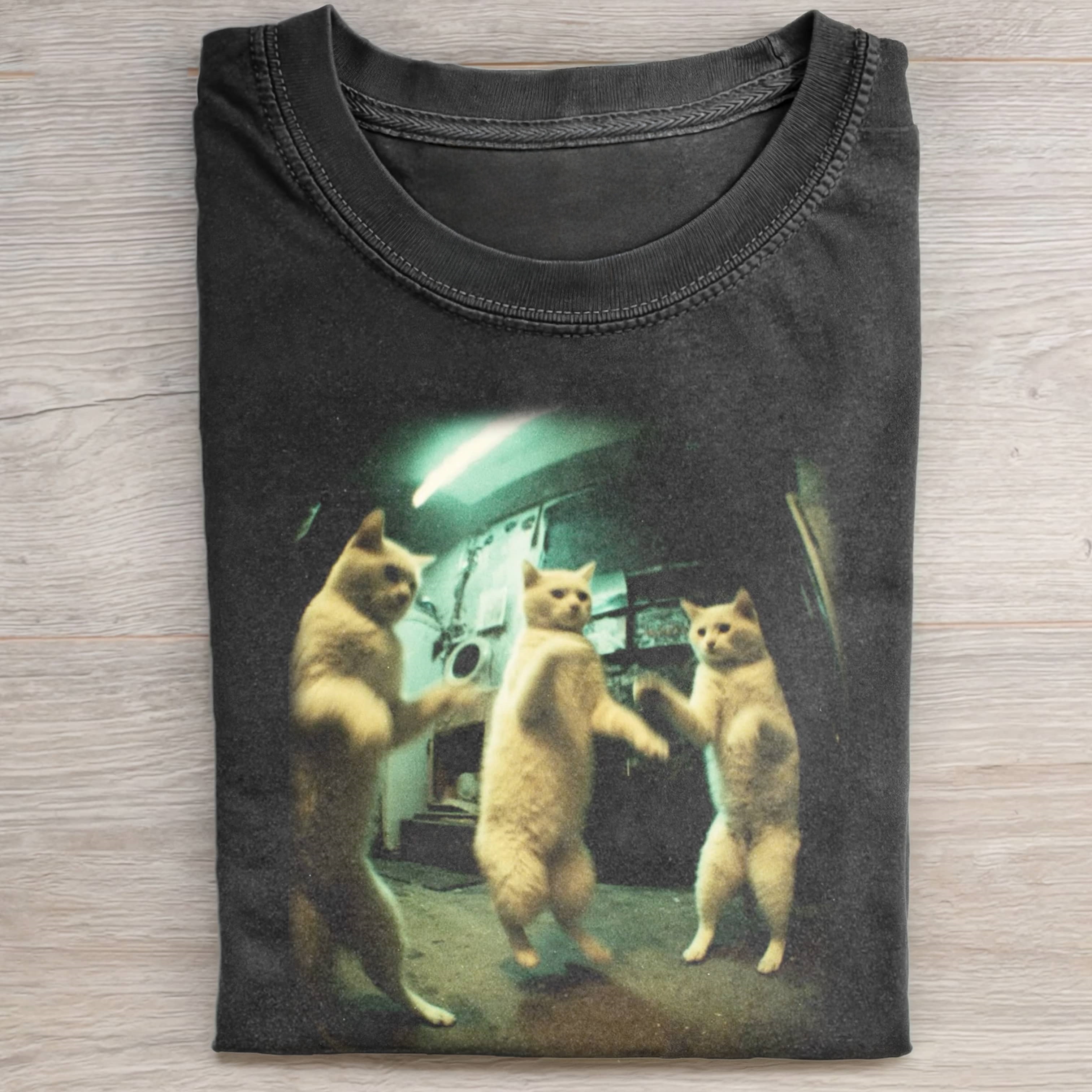 THREE CATS VINTAGE T-SHIRT